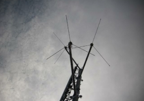 Elektrotechnik-Leitstellentechnik-Antennentechnik-Rundstrahler.jpg