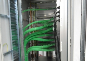 Verkabelung der passiven DV-Technik
